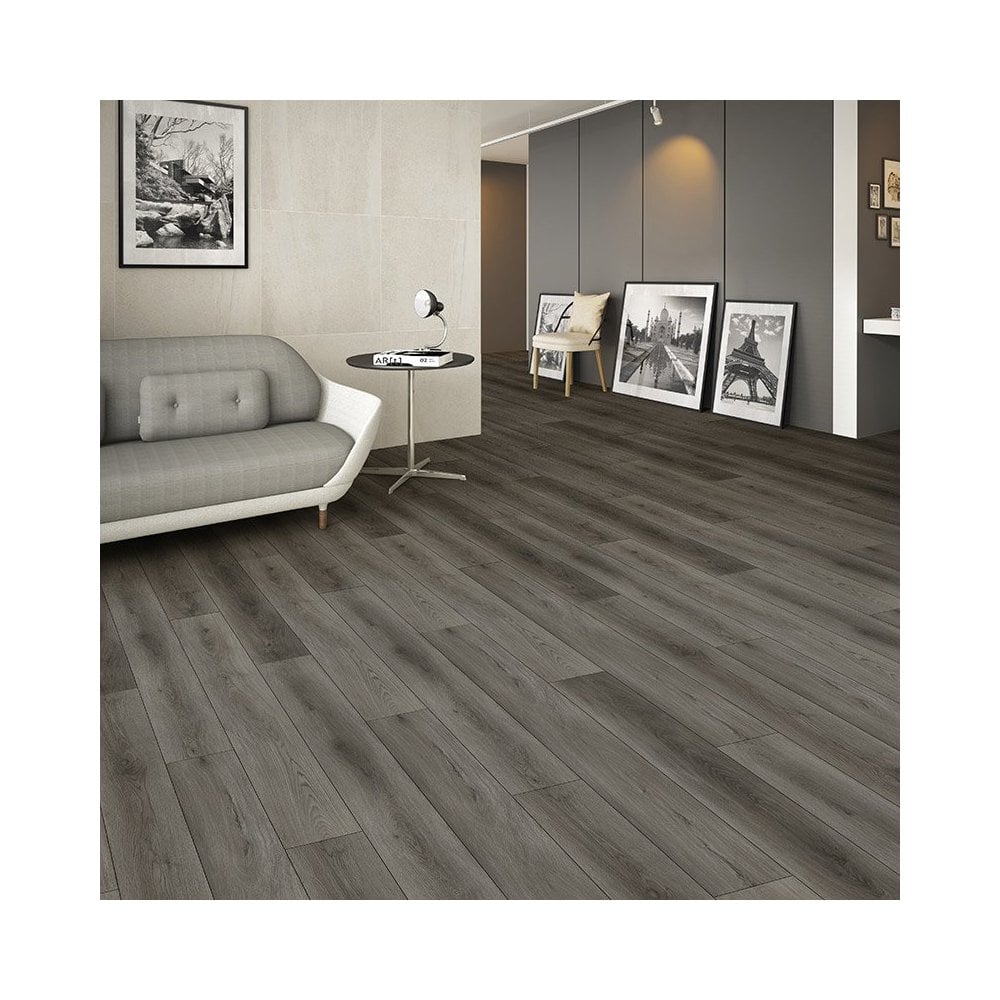 Premium LVT Plank Nebraska Wild Oak - £19.99 Per m²