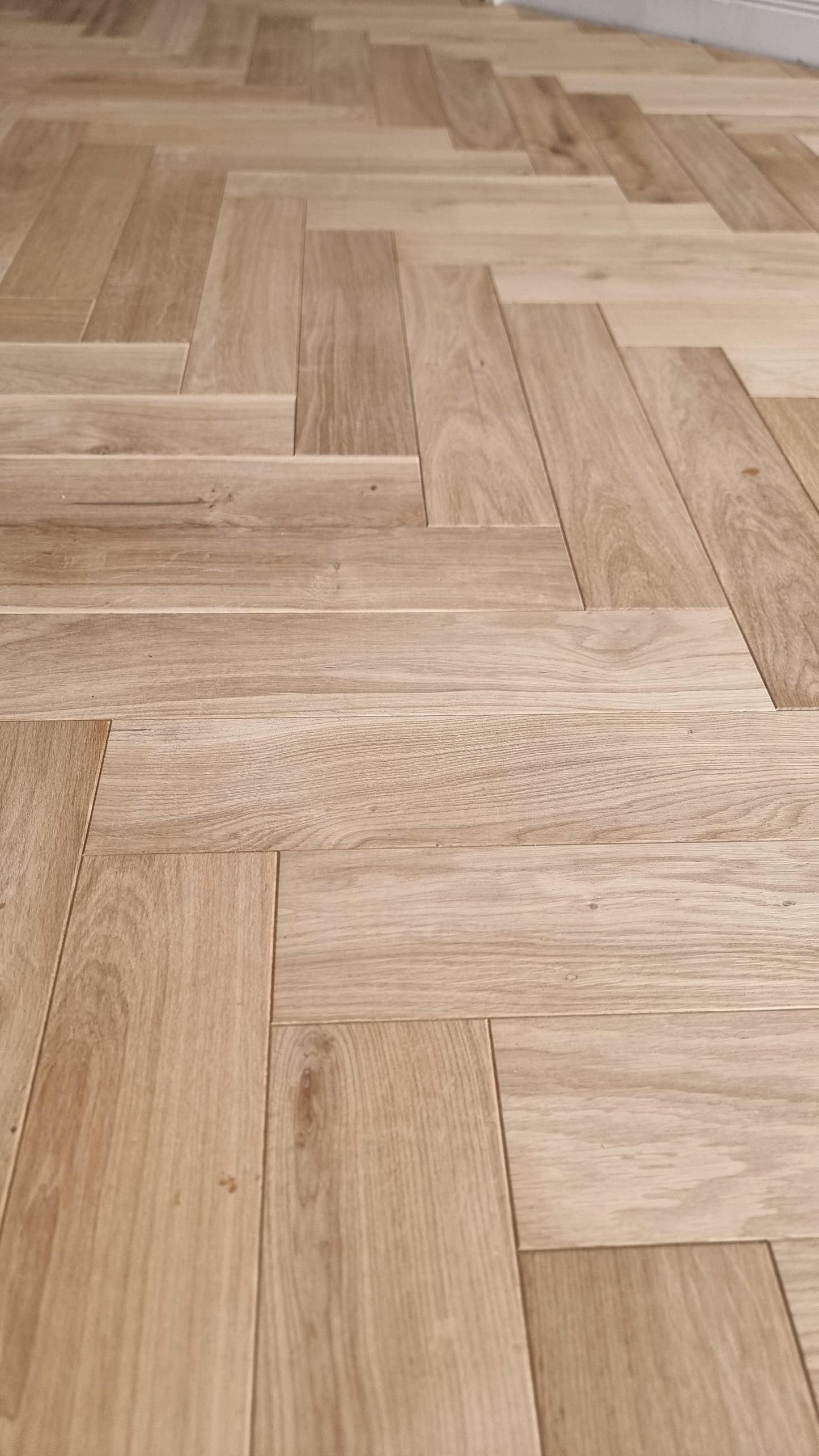 Engineered Wood Herringbone - Unfinished Oak 15mm - £55.99 per m² - Pack contains 0.73 m²