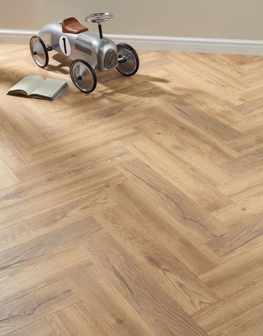 Regency Oak Herringbone Laminate 8mm SALE £21.99 M2